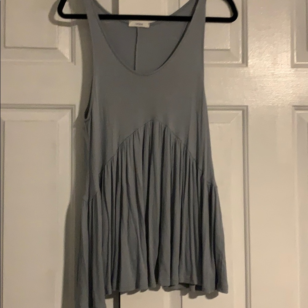 Grey/blue tank